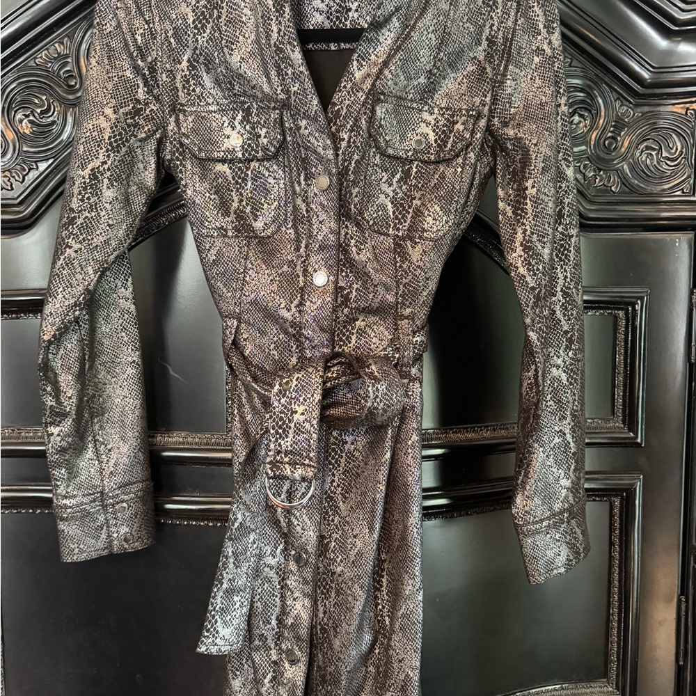 White House Black Market 0 Snakeskin Print Women's Dress / Jacket